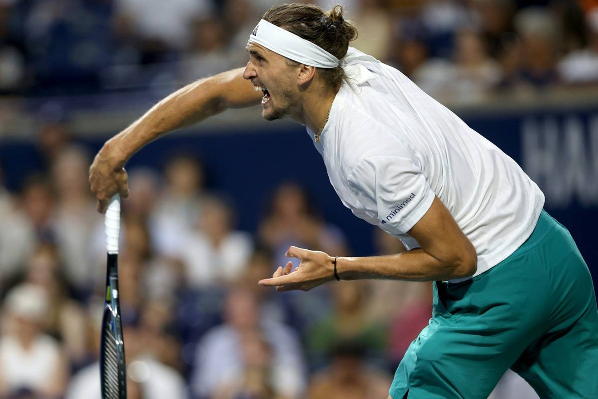 Kracher perfekt! Zverev trotzt Atemnot