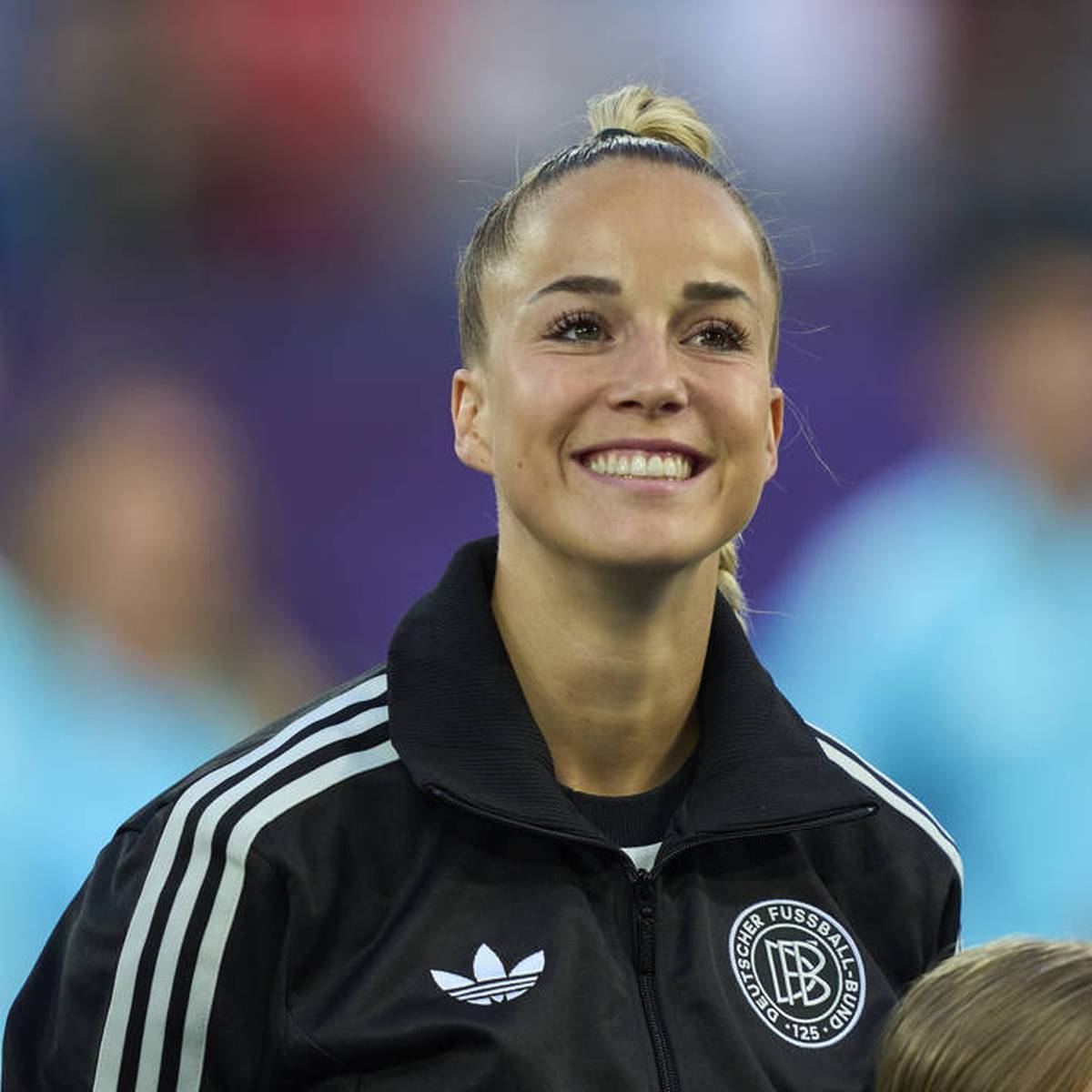 Lilmissteee squirt she finally messaged me the actual