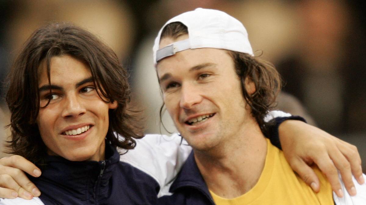 Was Nadal an Moya hat, wusste er schon vorher: Moya stand dem jungen Nadal einst als Teamkollege im Davis Cup zur Seite, später war er auch Teamchef der spanischen Mannschaft