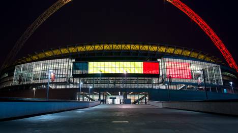 Das Wembley-Stadion erstrahlt in den Farben der belgischen Flagge