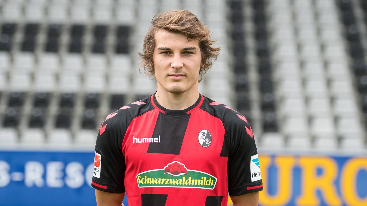 PLATZ 13: SC FREIBURG (9,85 MILLIONEN): Der Aufsteiger hat - bei Transfereinnahmen von 5,15 Millionen Euro - investiert, um seinen Kader erstligareif zu bekommen. Das meiste Geld floss für das türkische Innenverteidiger-Talent Caglar Söyüncü