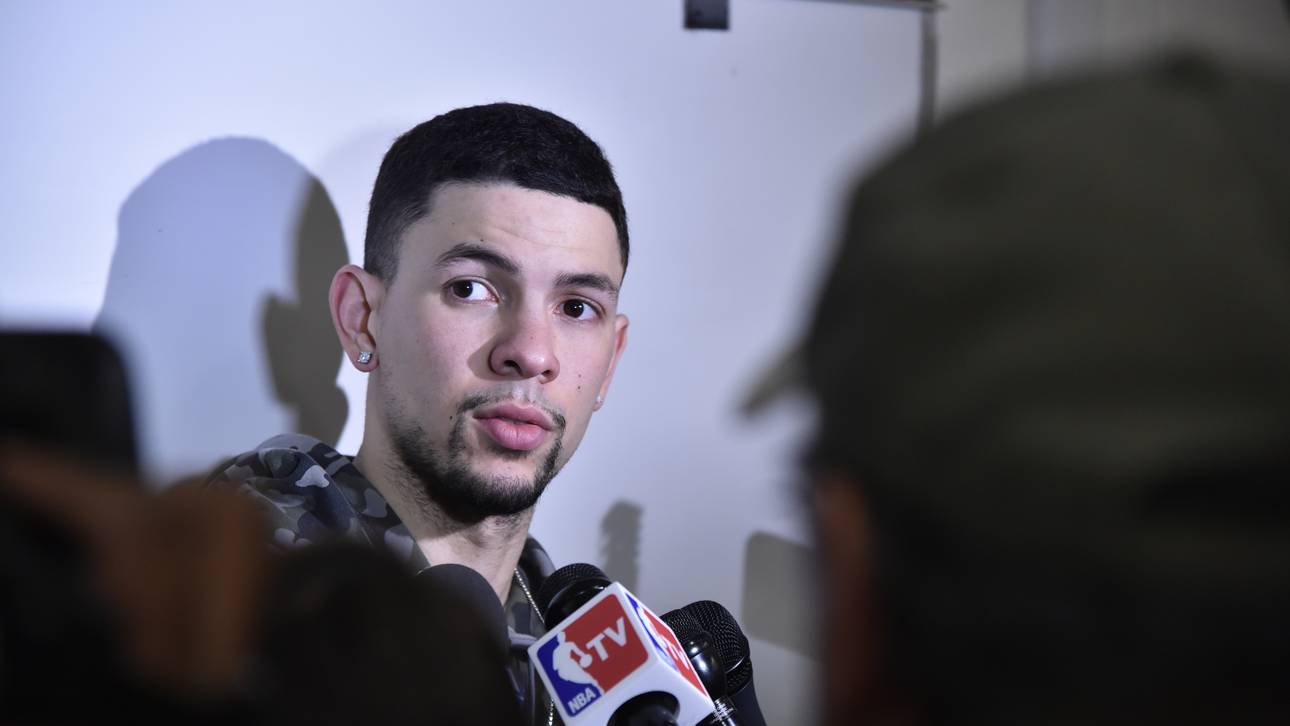 Rivers muss für Kissen-Wurf blechen