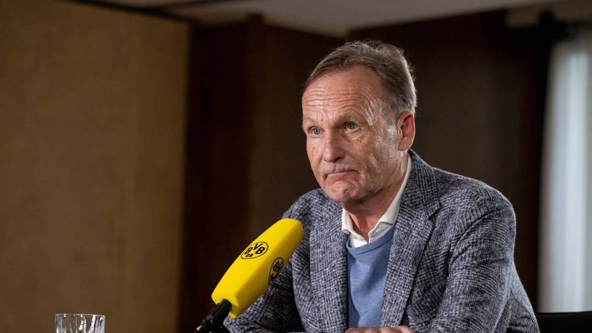 Die Fußballwelt trauert um den "Kaiser" Franz Beckenbauer. Auch BVB-Boss Hans-Joachim Watzke äußert sich in Marbella zu dem Tod der Legende.