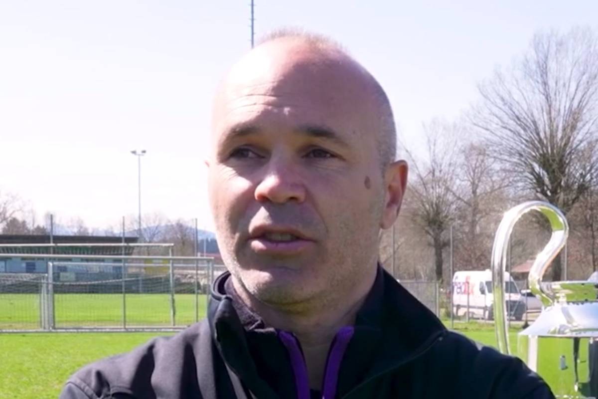 Hansi Flick hat mit dem FC Barcelona das spanische Triple gewonnen und den Katalanen wieder Leben eingehaucht. Im Interview spricht Barca-Legende Andres Iniesta über den deutschen Trainer.