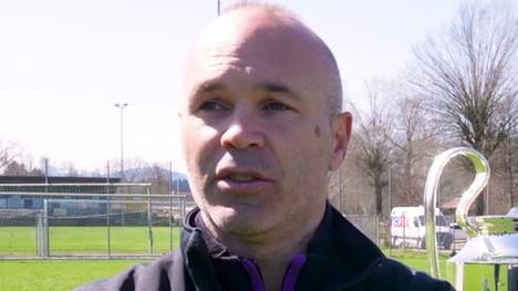Hansi Flick hat mit dem FC Barcelona das spanische Triple gewonnen und den Katalanen wieder Leben eingehaucht. Im Interview spricht Barca-Legende Andres Iniesta über den deutschen Trainer.