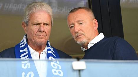 Bei Bundesligist TSG Hoffenheim ist ein interner Machtkampf eskaliert: Zwei Geschäftsführer müssen gehen. Dahinter steckt offenbar Dietmar Hopps Rückendeckung für Spielerberater Roger Wittmann.