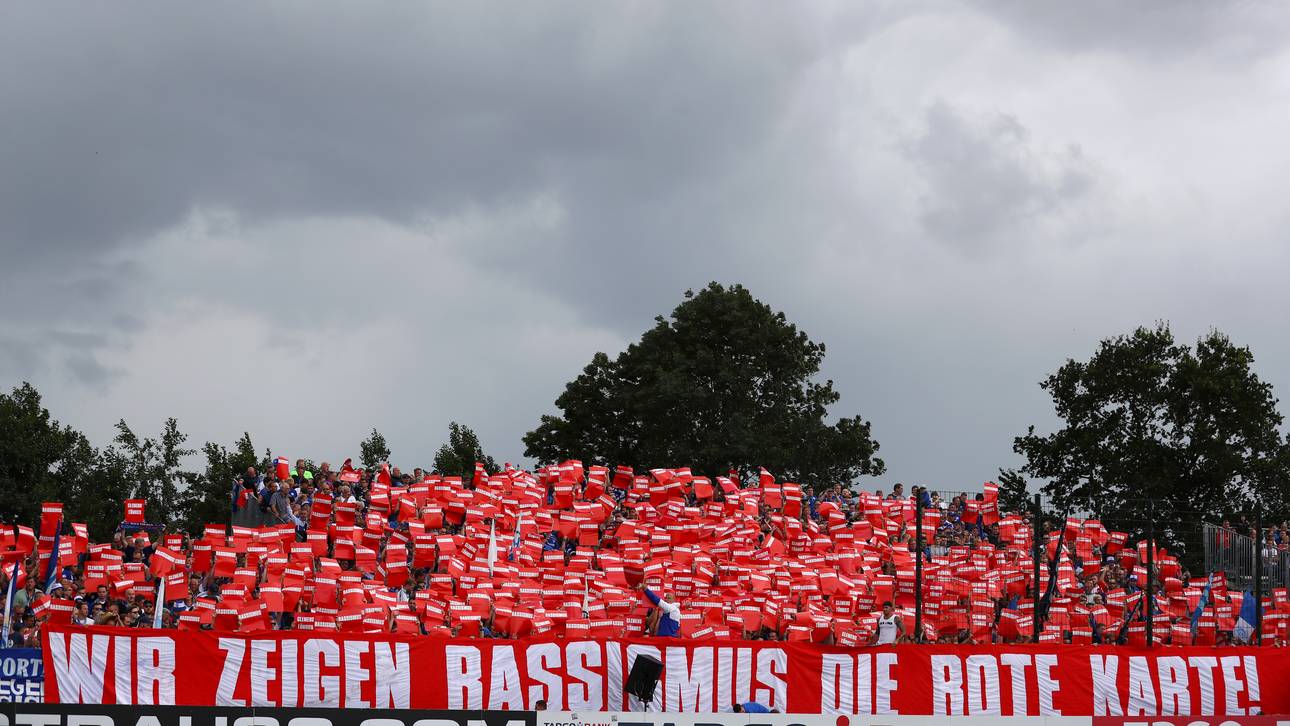 Rote Karte gegen S04-Boss Tönnies
