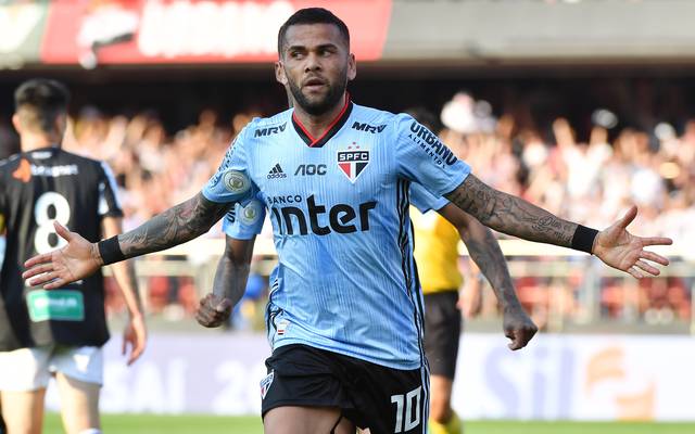 Dani Alves Erzielt Sieg Tor Bei Debut Fur Fc Sao Paulo Nach Ruckkehr