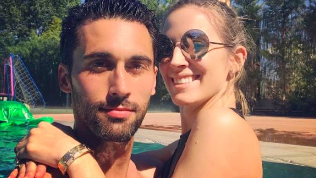 Als Profi bei West Ham United bekommt der Spanier Alvaro Arbeloa unter der Saison nicht ganz so viel Sonne ab - logisch, dass er mit seiner Liebsten im Urlaub ins Warme flüchtet
