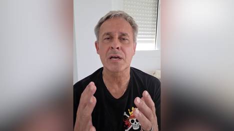 Die FC-Legende Pierre Littbarski kritisiert Sky-Reporter Florian Plettenberg scharf bezüglich seiner Aussagen im SPORT1-Doppelpass.