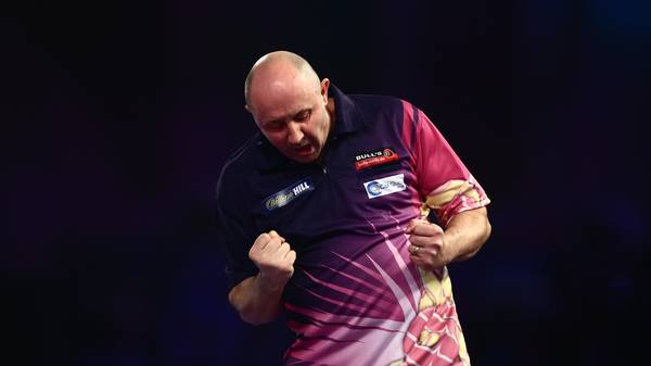 2018 William Hill PDC World Darts Championships - Day One