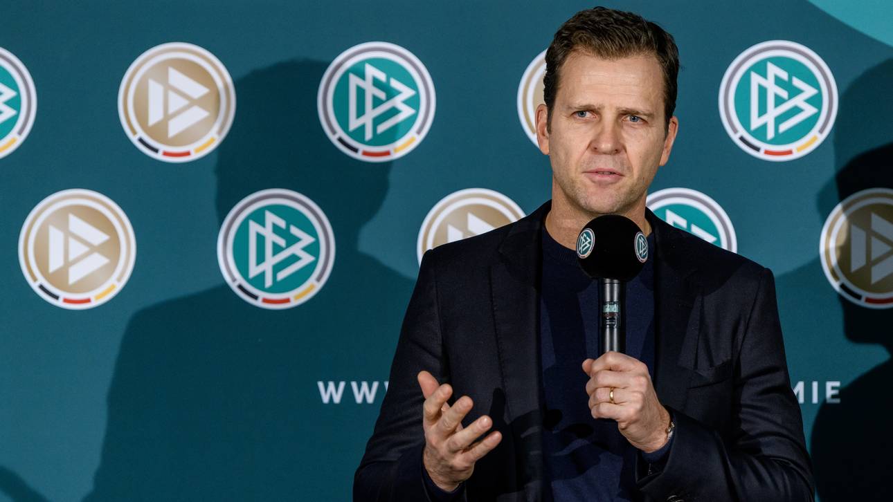Bierhoff gibt Scholl Recht