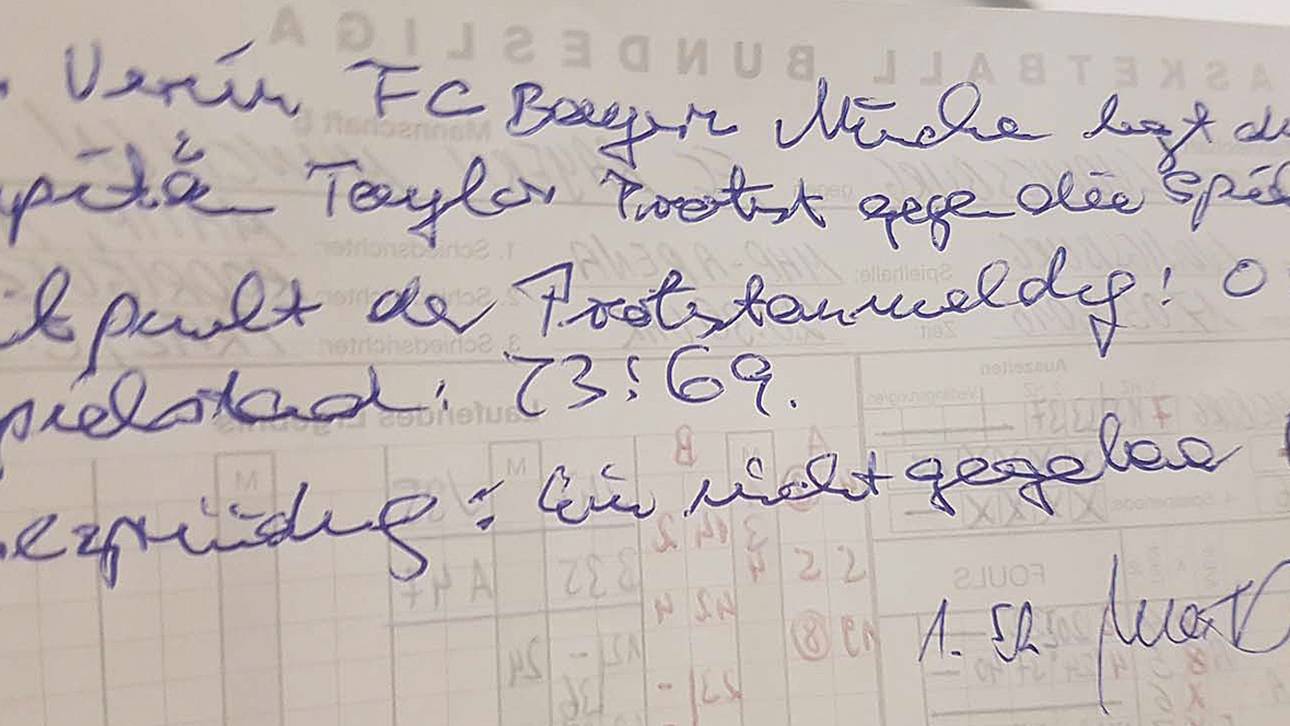 Der offizielle Protest des FC Bayern München mit der Unterschrift von Kapitän Bryce Taylor