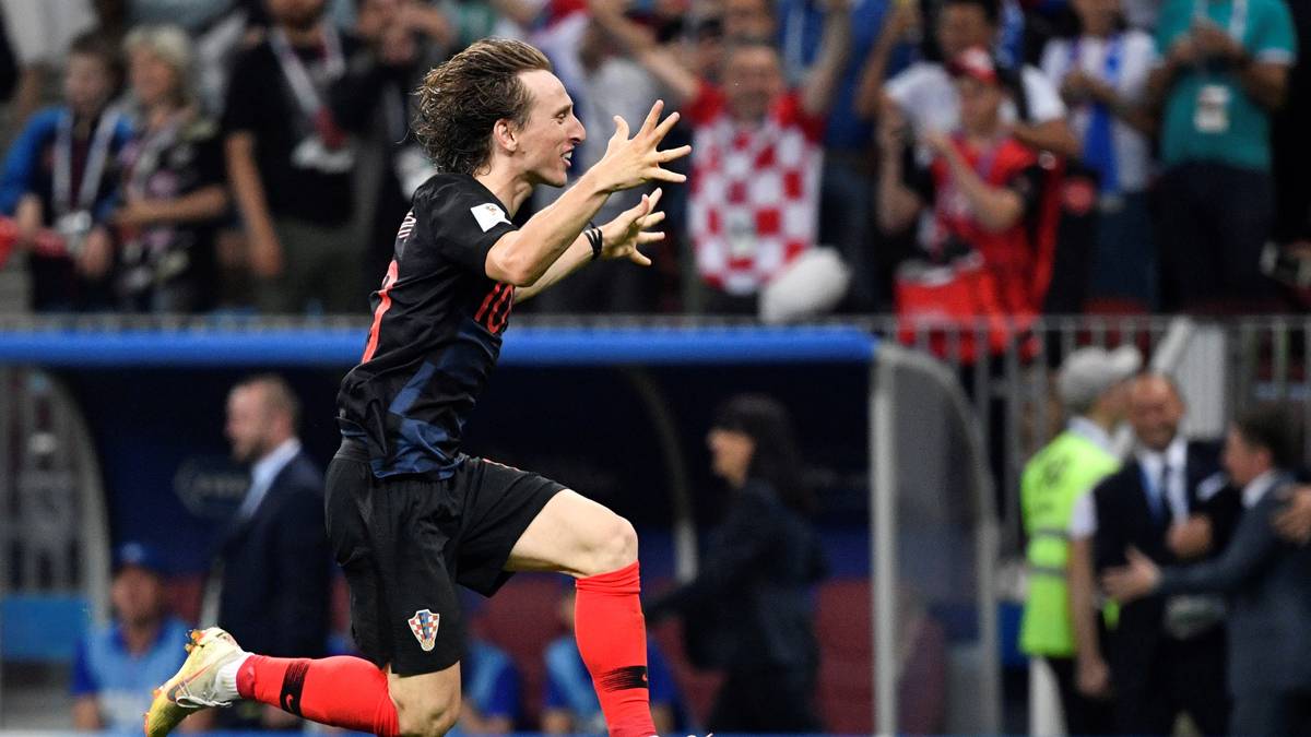 Luka Modric (Real Madrid) - Top 3