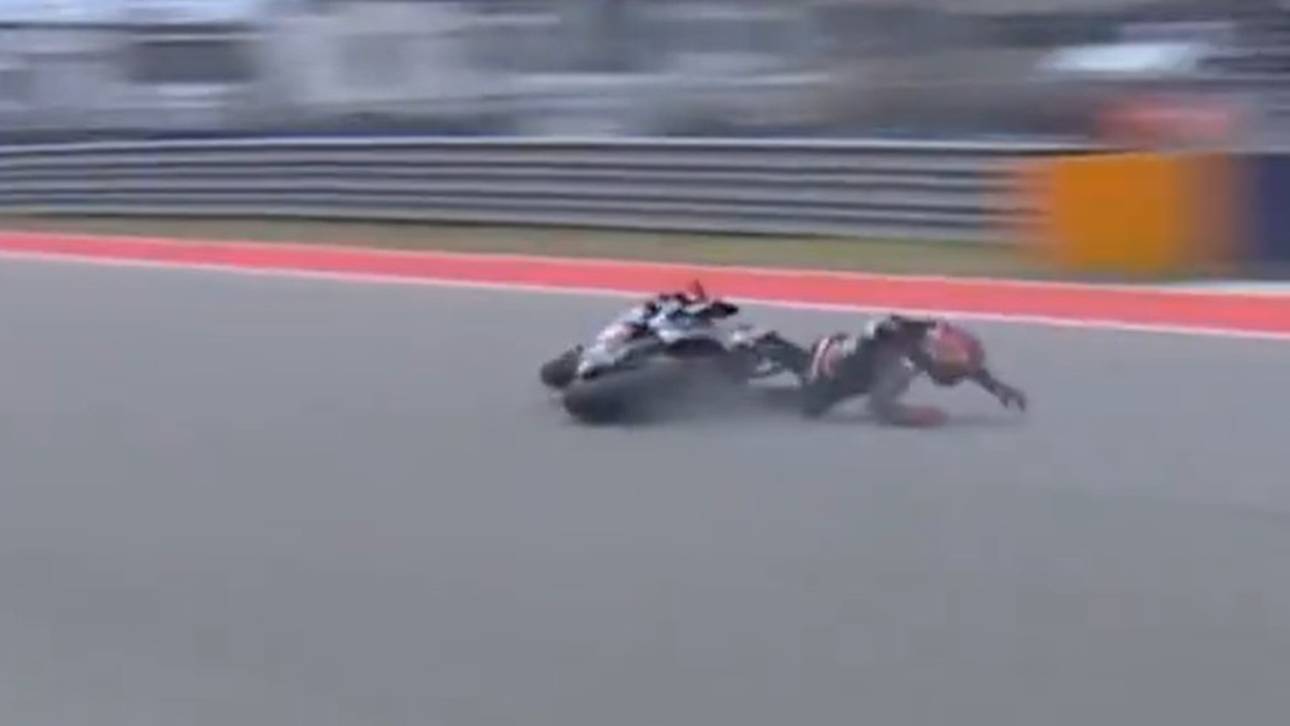 MotoGP-Star stürzt bei Sieges-Wheelie