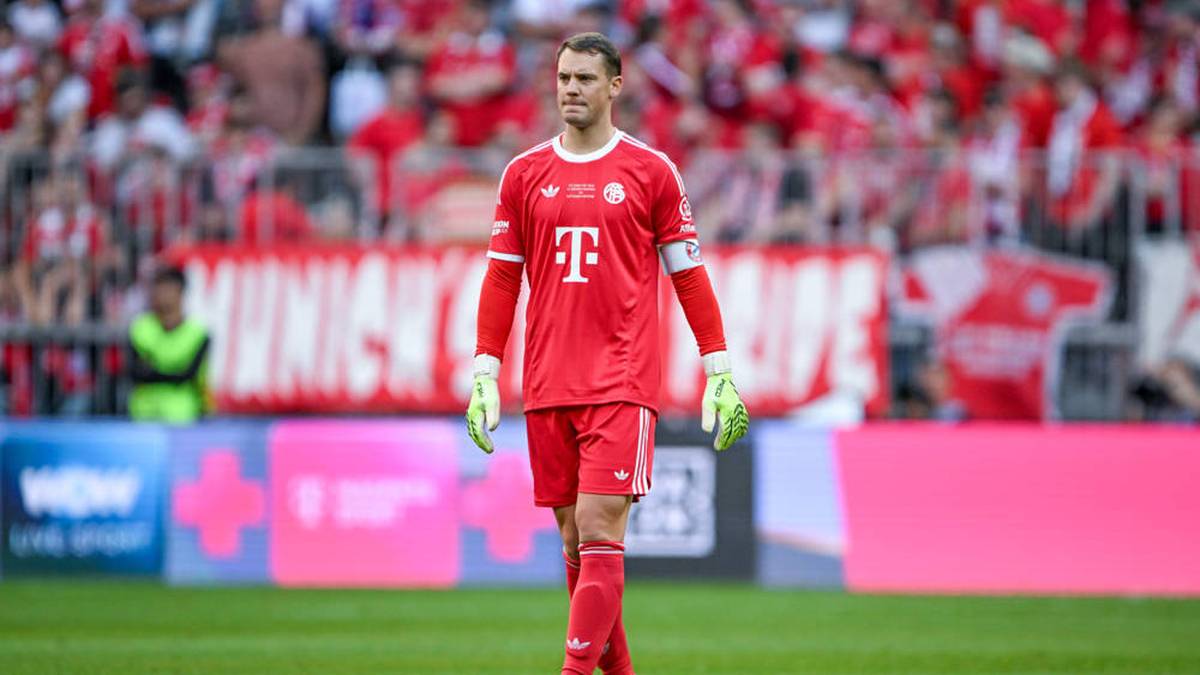 FC Bayern München: Der deutsche Rekordmeister hat noch keine offizielle Kapitänsentscheidung verkündet. Die letzten Jahre war es jedoch immer Manuel Neuer, der als Kapitän auflaufen durfte.