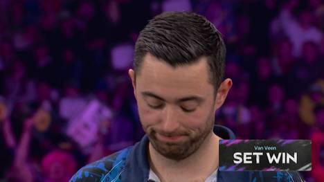 Luke Humphries verpasst immer wieder wichtige Momente im Viertelfinale der Darts-WM und verpasst teilweise große Felder. SPORT1-Kommentator Robert Marijanovic merkt die Fehleranfälligkeit des Ex-Weltmeisters sofort.