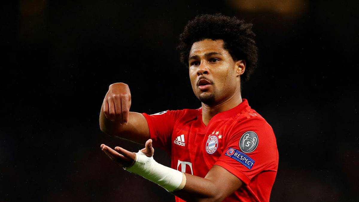 FOCUS ONLINE: 7:2! Vierfach-Gnabry und Doppel-Lewandowski demütigen Tottenham
Der FC Bayern schießt Tottenham Hotspur aus deren Stadion und sorgt für ein großes Ausrufezeichen in der Champions League. Alleine Serge Gnabry trifft vier Mal nach der Pause, die Engländer fallen vollkommen auseinander
