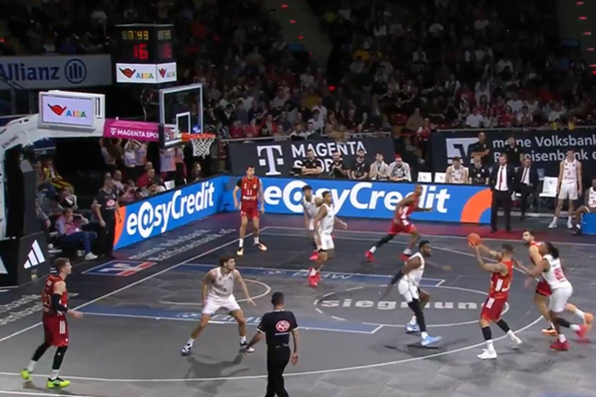 FC Bayern München Basketball - BMA365 Bamberg Baskets