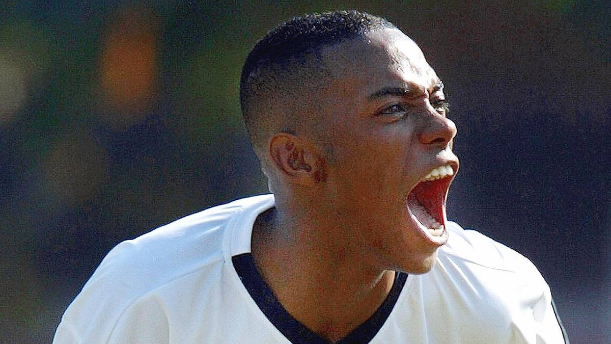 ROBINHO: In der Riege von Brasilianern darf natürlich auch ein Zauberkünstler wie Robinho nicht fehlen. Die Zaubermaus hat auch schon beim Futsal Gegner zur Verzweiflung getrieben