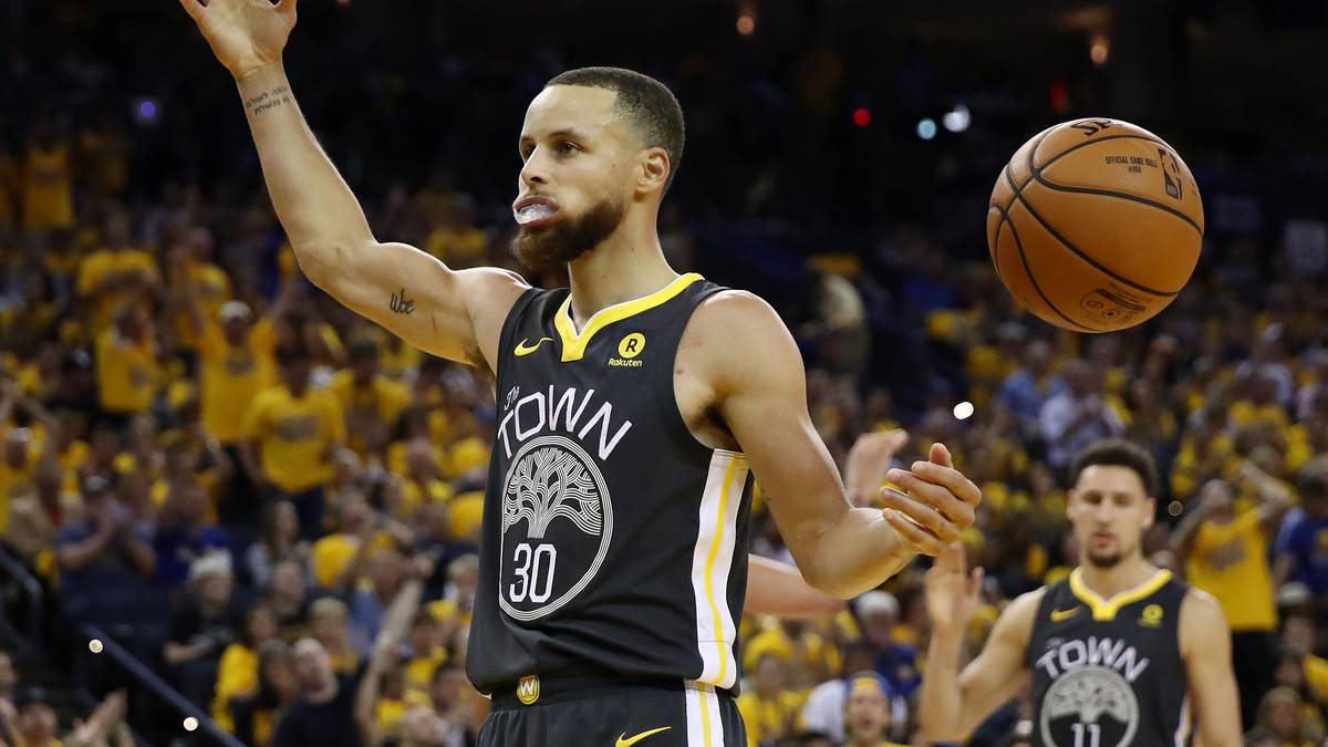 PLATZ 8 - Stephen Curry (Basketball, Golden State Warriors): 76,9 Millionen US-Dollar