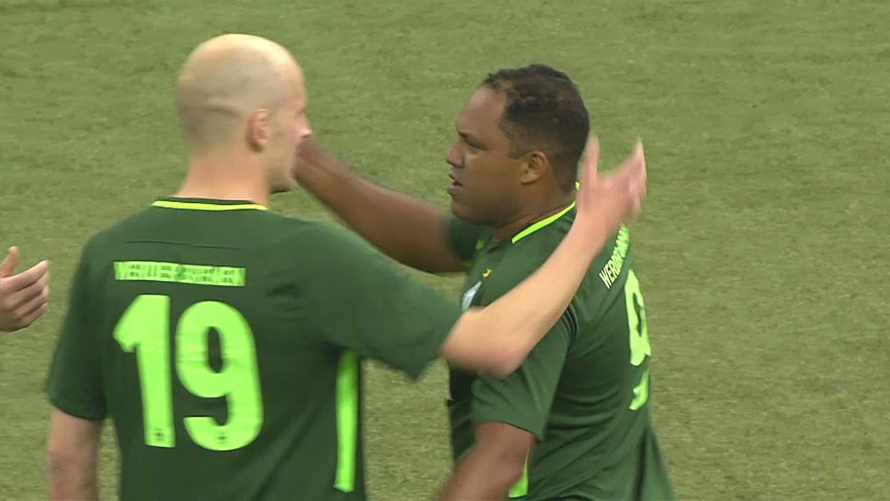 Hallenfußball mit Ailton LIVE im TV