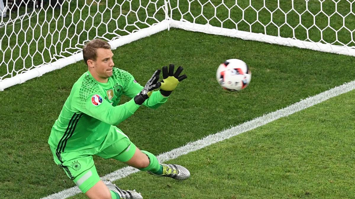 Dieses Mal dauerte es nicht so lange wie in den bisherigen Spielen, bis Neuer zum ersten Mal eingreifen musste. Griezmanns Großchance in der 7. Minute vereitelte er souverän. Beim Elfmeter machtlos, verhindert in der zweiten Hälfte weitere französische Tore. Sein erster Fehler im Turnier besiegelte das deutsche EM-Aus. SPORT1-Note: 3,5