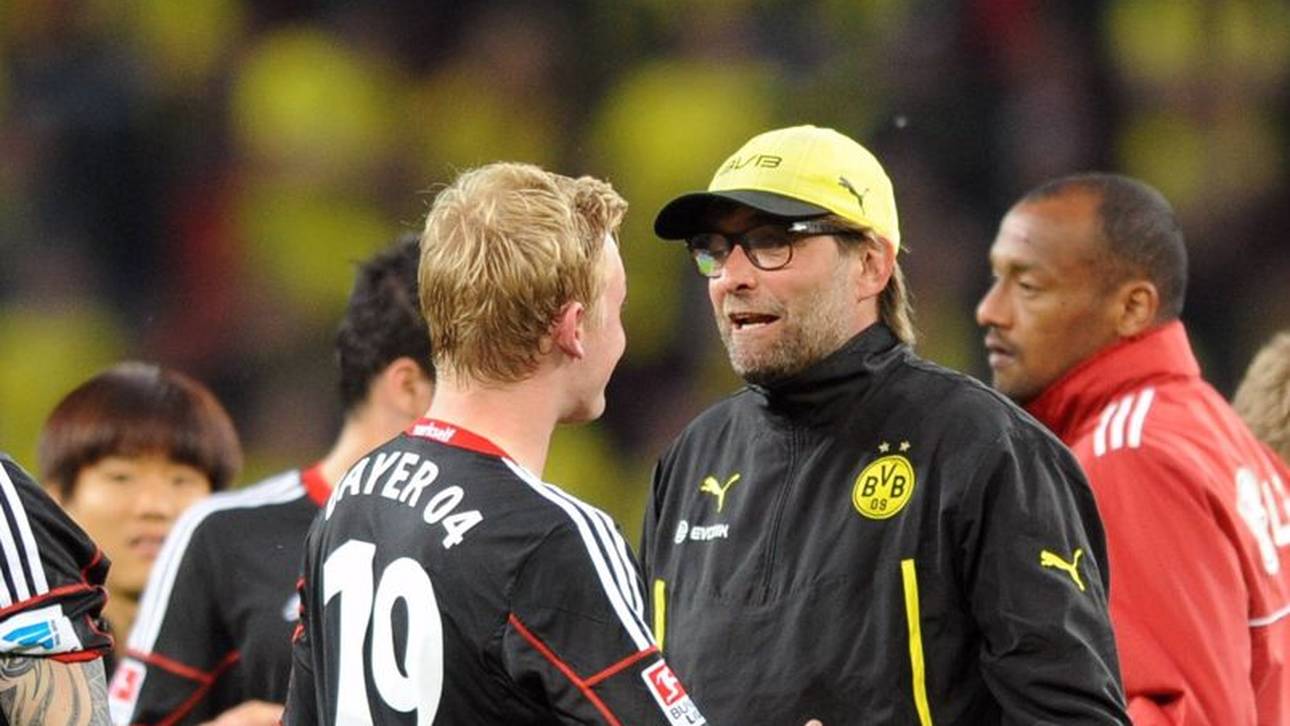 Jürgen Klopp (r.) bekam von Julian Brandt zwei Mal eine Absage