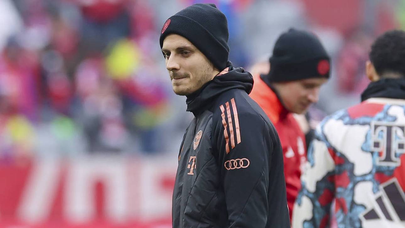 Josip Stanisic ist zurück im FCB-Kader