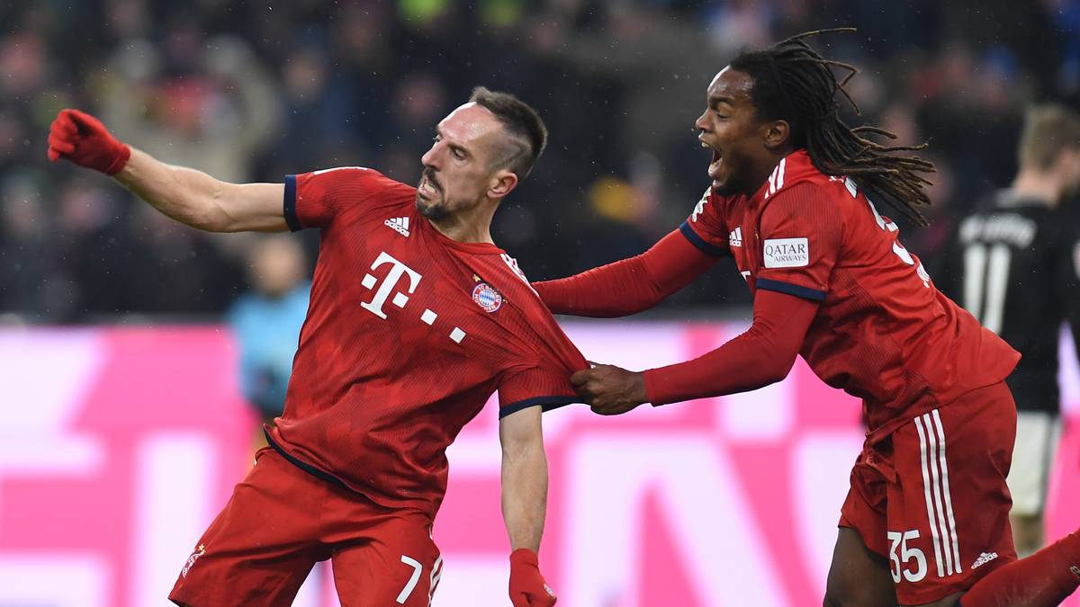 Zum Ende der Hinrunde dreht er auf (3 Tore in 2 Spielen gegen Leipzig und Frankfurt), kommt dann aber mit der Bürde eines Muskelbündelrisses aus der Winterpause 