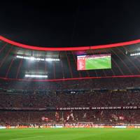 Überraschungsgäste bei Bayern-Spiel