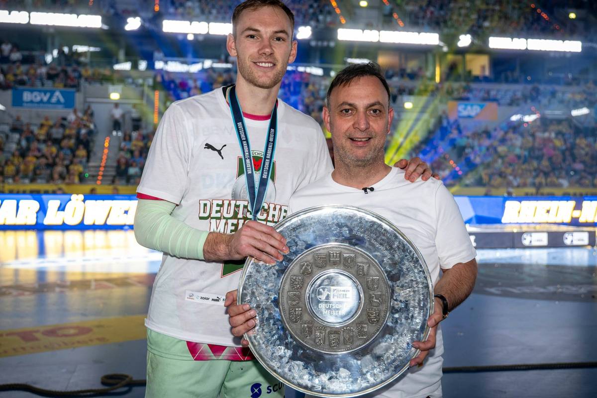 Hanning will "Panini-Album vollmachen"