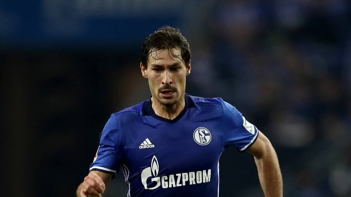 BENJAMIN STAMBOULI (ab 59. Minute): Kommt für den enttäuschenden Meyer in die Partie und soll den Königsblauen mehr Stabilität verleihen, doch ohne Erfolg. Kassiert noch Gelb wegen Meckerns - SPORT1-Note: 5