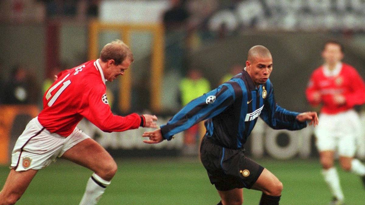 PLATZ 12: INTER MAILAND - Erstmals gibt Inter Mailand 1998/99 seine Visitenkarte in der Königsklasse ab. Mit dem Brasilianer Ronaldo (rechts) scheitern die Italiener erst im Viertelfinale am späteren Cup-Gewinner Manchester United. Bis heute kommen weitere elf Teilnahmen hinzu