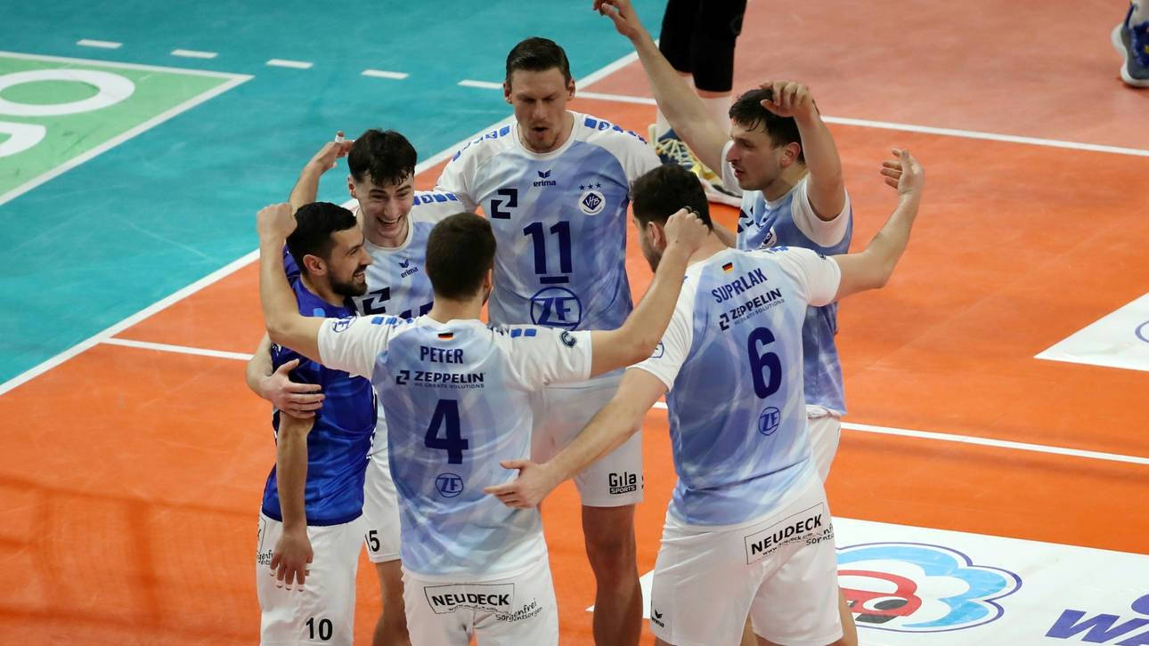 Volleyball: Berlin verliert Finalauftakt