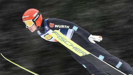 Selina Freitag fliegt in Japan auf Platz zwei