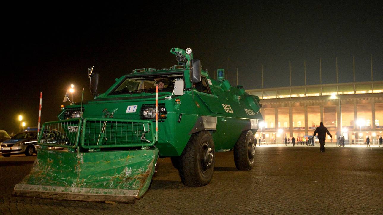 Hertha-Spiel: Polizei zeigt Präsenz