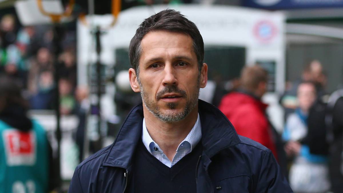 Thomas Eichin hat nach eigenem Bekunden übrigens tatsächlich mal einen Puck an den Kopf bekommen. Mit seiner Behauptung, dass die Bayern einen Bonus bei den Schiedsrichtern hätten, löste er die ganze Aufregung aus. Geben die Bayern auf dem Platz die Antwort?