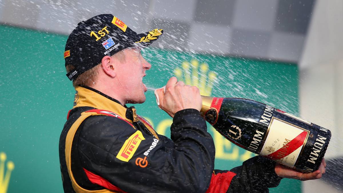 PLATZ 15 - Kimi Räikkönen (21 Siege): Der "Iceman" fährt seit 2001 mit einer zweijährigen Unterbrechung in der Formel 1 und gewann sein erstes Rennen 2003 in Malaysia. Er ist einer der wenigen Fahrer, der für drei verschiedene Teams (McLaren, Ferrari, Lotus) Rennen gewonnen hat