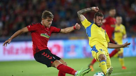 Miha Blazic (r.) spielte mit Domzale in der Qualifikation zur Europa League gegen den SC Freiburg