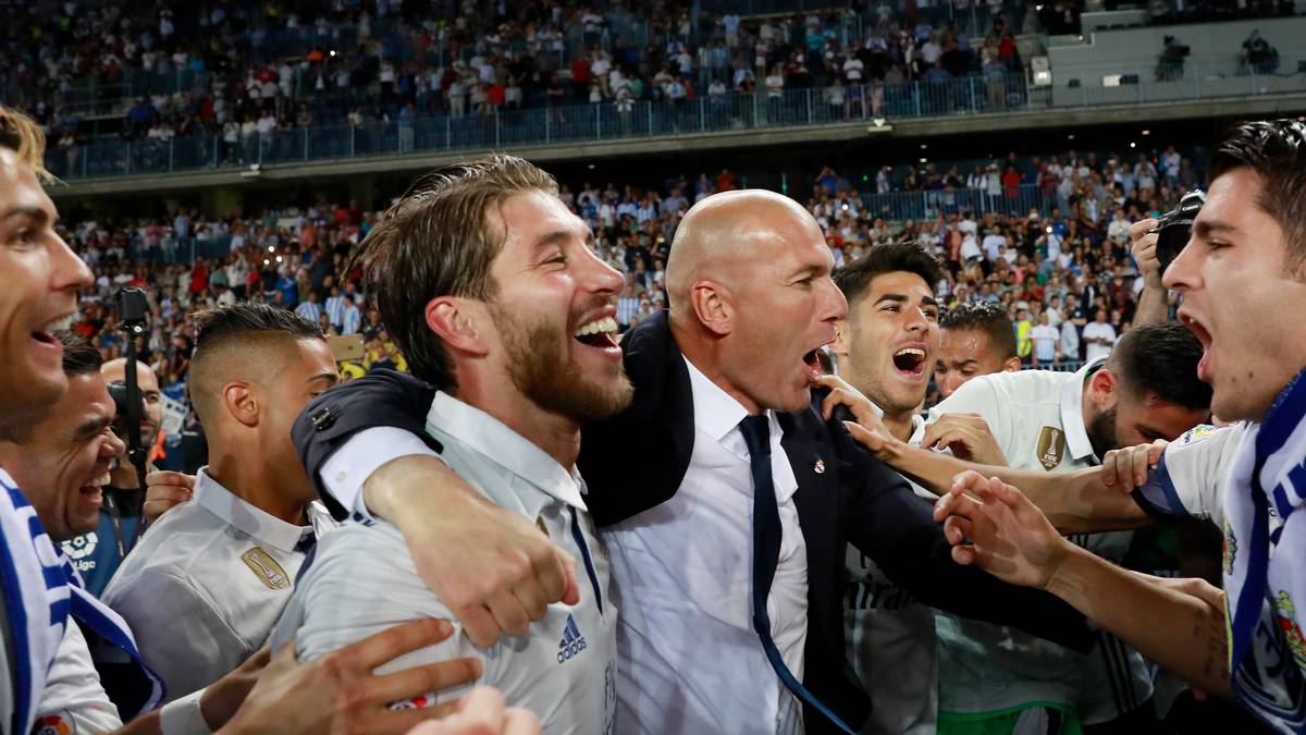 Die nächste Saison sollte noch erfolgreicher werden: Klub-Weltmeister, Supercup-Sieger, Meister und vor allem die erfolgreiche Titelverteidigung in der Champions League. Das schaffte noch kein Coach mit keinem Team