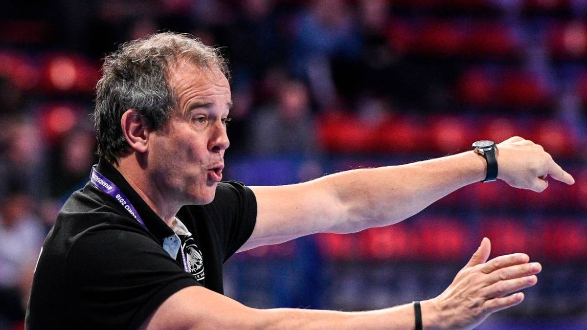 HENK GROENER (Trainer) - Der Niederländer übernahm Anfang 2018 die deutsche Nationalmannschaft. Wurde für sein Heimatland zum "Medaillenschmied", führte Oranje 2015 sensationell ins WM-Finale. Auch mit der DHB-Truppe will er überraschen