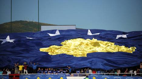 Die Flagge von Kosovo