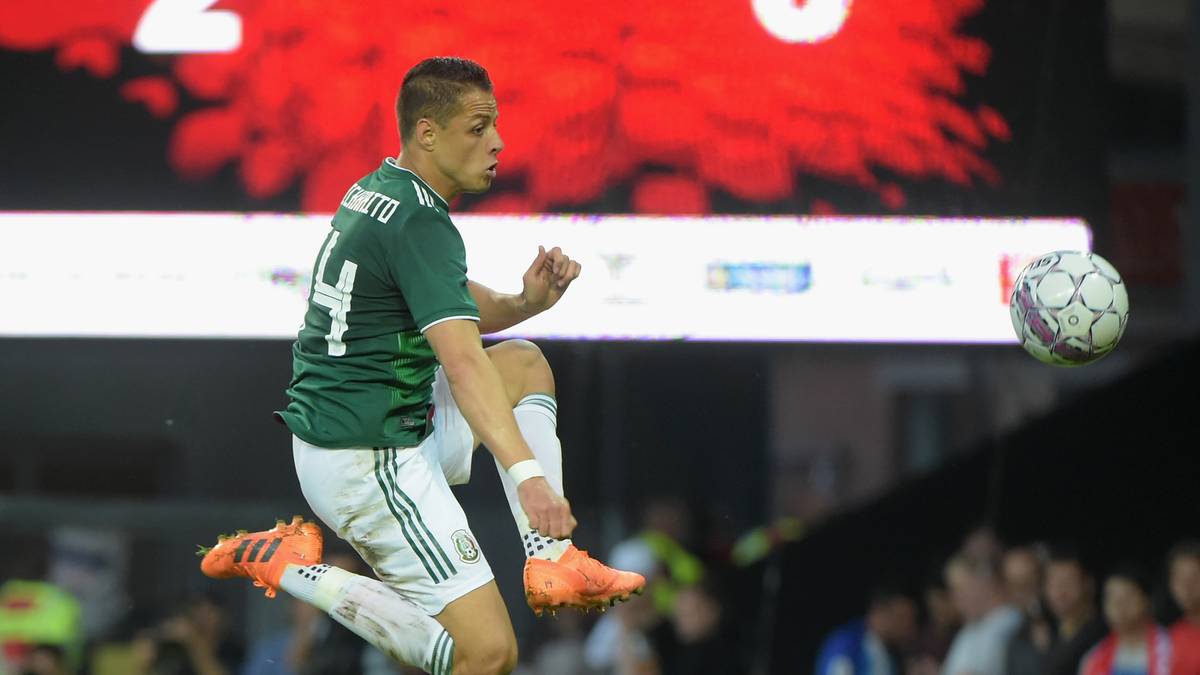 MEXIKO - SCHWEDEN: Der Ex-Leverkusener Javier "Chicharito" Hernandez geht in der deutschen Gruppe F auf Torejagd. Nach dem Eröffnungsmatch gegen die DFB-Elf und der zweiten Partie gegen Südkorea könnte es am letzten Spieltag zum Showdown um Platz zwei kommen