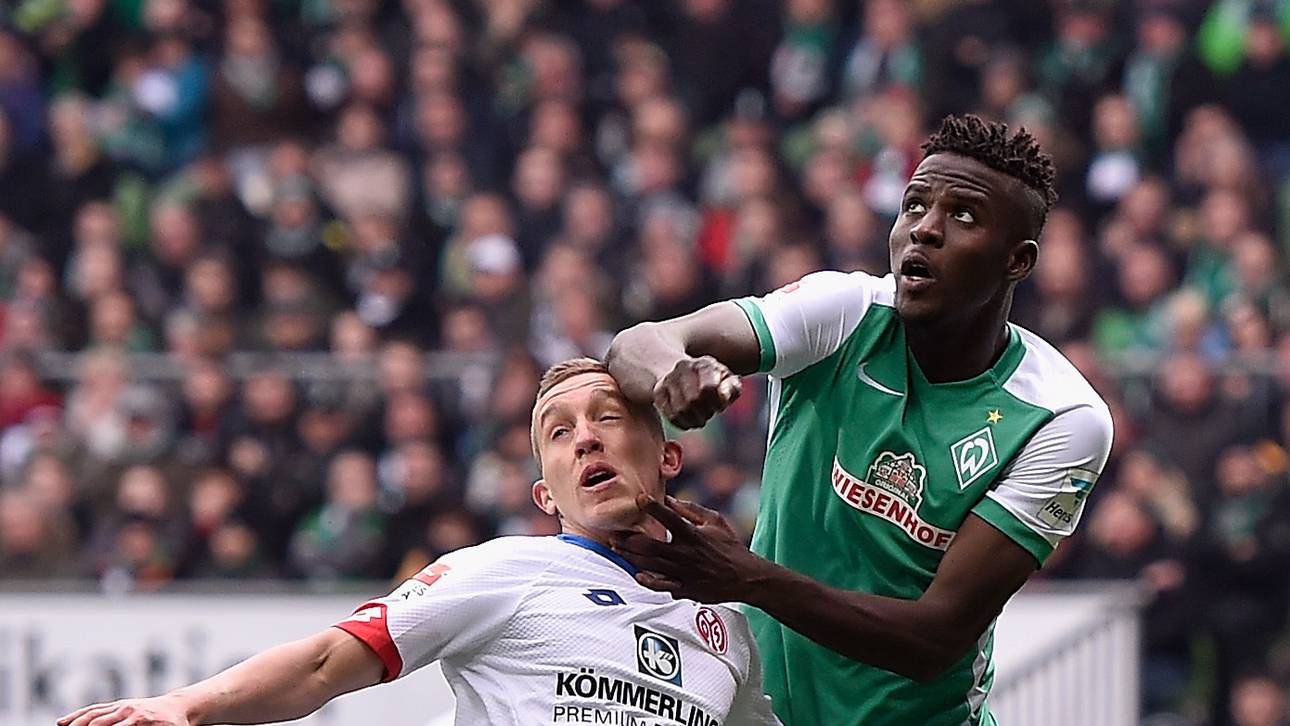 DFB ermittelt wegen Kopf-ab-Geste