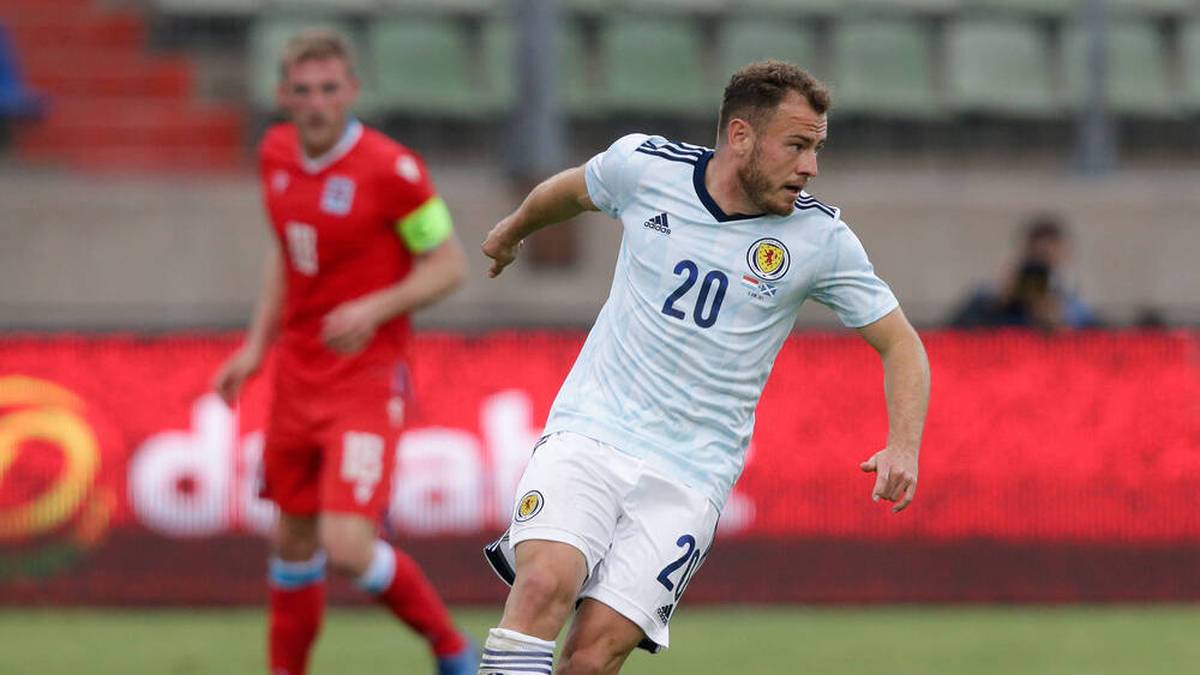 Auswärts ist bei der schottischen Mannschaft das Trikot in Hellblau gehalten. 