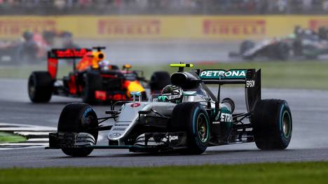 Nico Rosberg liegt in der WM-Wertung noch einen Punkt vor Rivale Lewis Hamilton