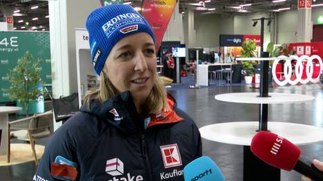 Franziska Preuß geht als Titelverteidigerin in die kommende Biathlon-Saison. Die Gesamtweltcupsiegerin spricht wenige Wochen vor dem ersten Weltcup über ihre Handverletzung, die Ziele für die Olympia-Saison und ein mögliches Karriereende. 