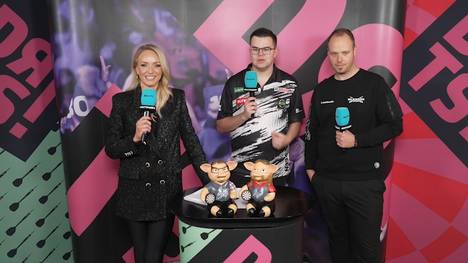 Gian van Veen zieht ins Finale der Darts-WM 2026 ein und spricht nach seinem Sieg über Gary Anderson mit SPORT1 über einen Moment auf der Bühne, der ihm nicht so gefallen hat.