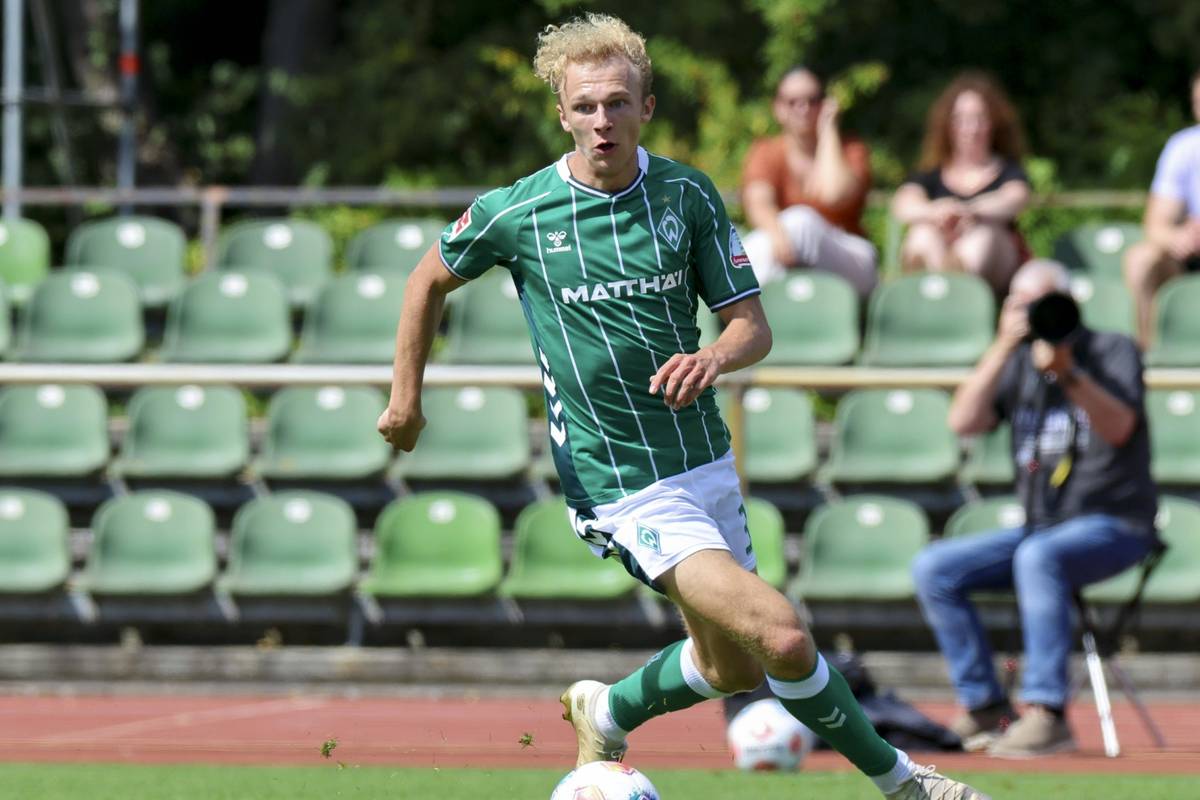 Karlsruhe leiht Bremen-Profi aus